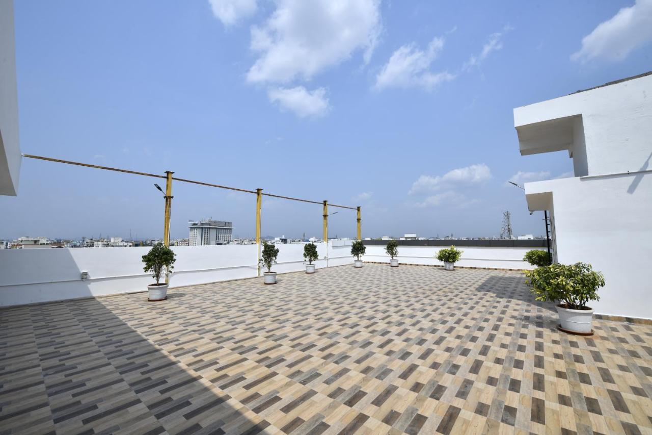 Hotel Urban Delight Managed By Cannychoice Vijayawāda Exterior foto